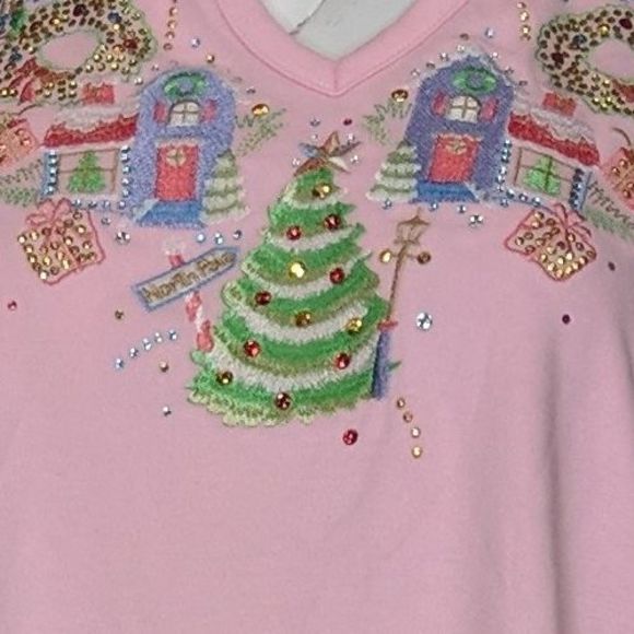Quacker Factory Women's Top Sz XL Embroidered Holiday Split-V Pink A461761 - Picture 3 of 5